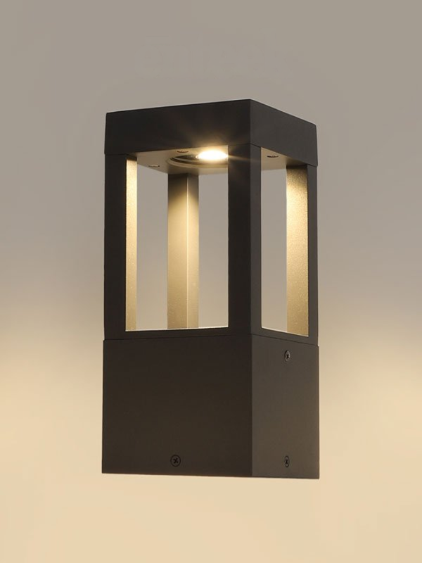 Black Gate Light (1150) Pillar Light 12W